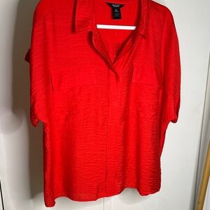 Simply Vera Red Shirt size XL